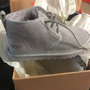 UGG Neumel